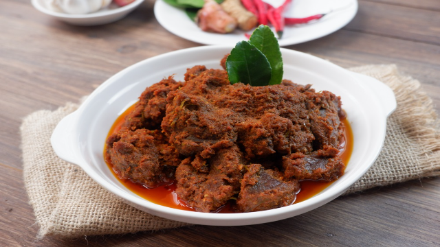 Rahasia Resep Rendang Khas Padang: Olahan Daging Berbumbu Kaya yang Mendunia